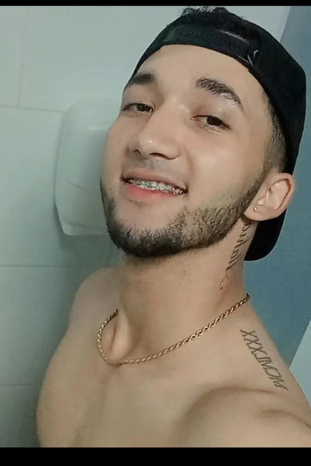 escort-media-a16679ef-566b-4fcc-a649-d3f9292c83ec