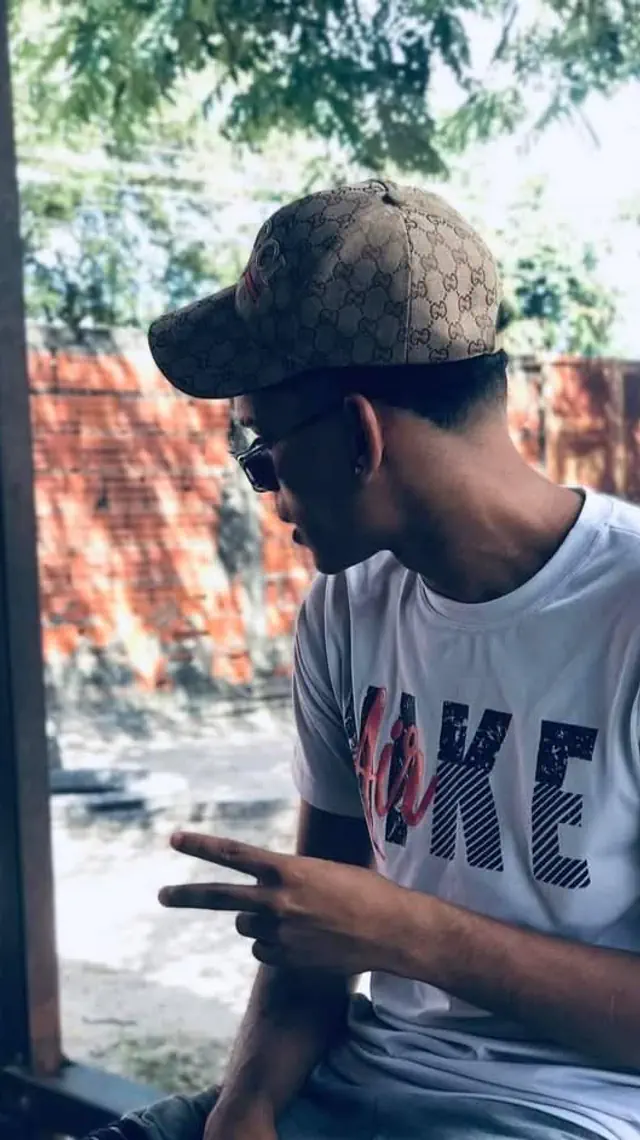 escort-media-a191610f-6ce5-4683-94ce-8321f549dd4f