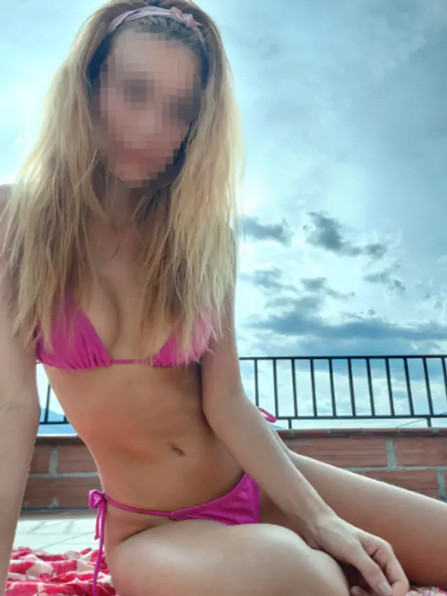 escort-media-a1b0e551-65dd-42f2-9519-e203a9257a9a