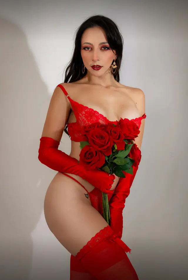 escort-media-a1dfbf93-efaf-48fc-b8b0-3251a6205424