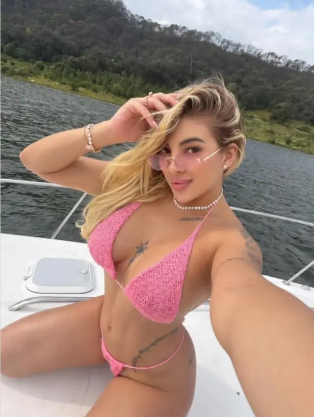 escort-media-a1ec0f8e-5fff-4ee0-8e95-8df6ae1c065f