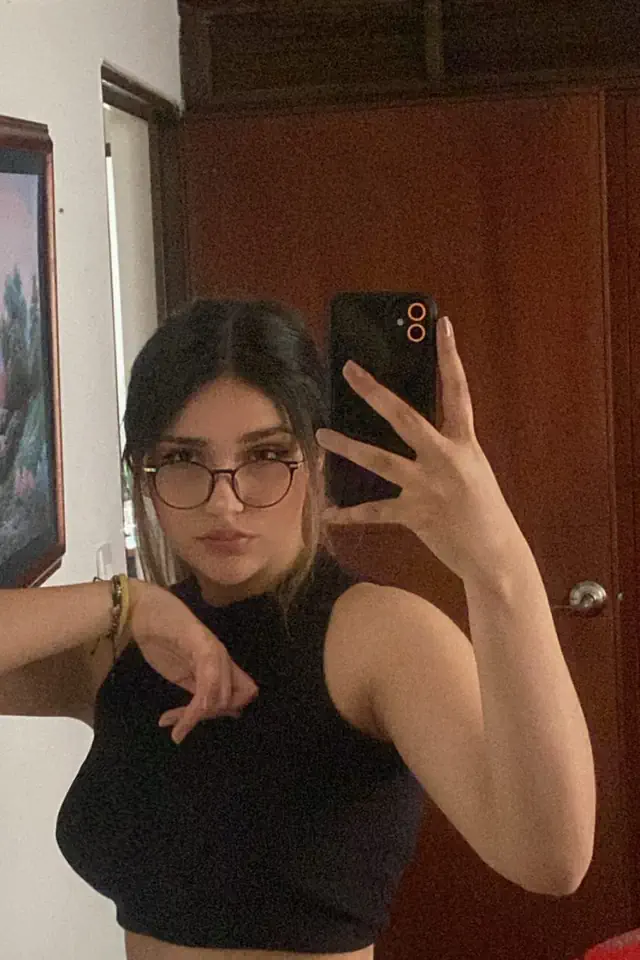 escort-media-a20fceea-1af8-478e-ba18-8a2e6851fd4d