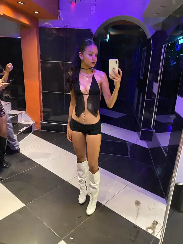 escort-media-a268a6e5-6af9-4a63-9780-e5a5fca3fcf8