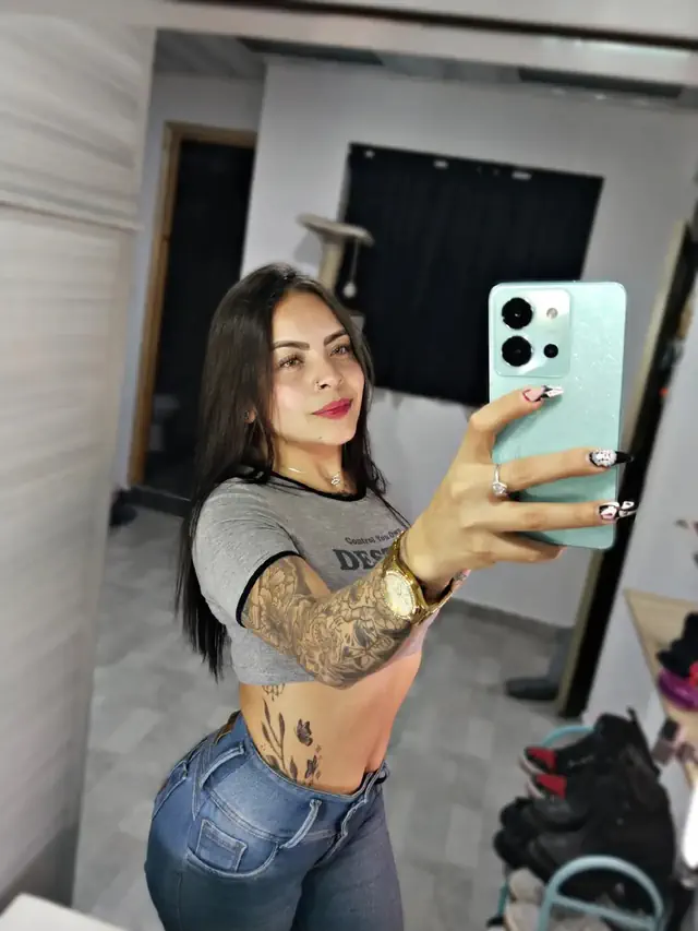 escort-media-a2743193-5944-4872-a77f-b55a9607f60a