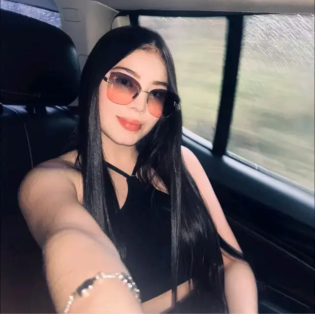 escort-media-a2d73682-3a6b-44d4-8ec7-75ab8aa98ae1