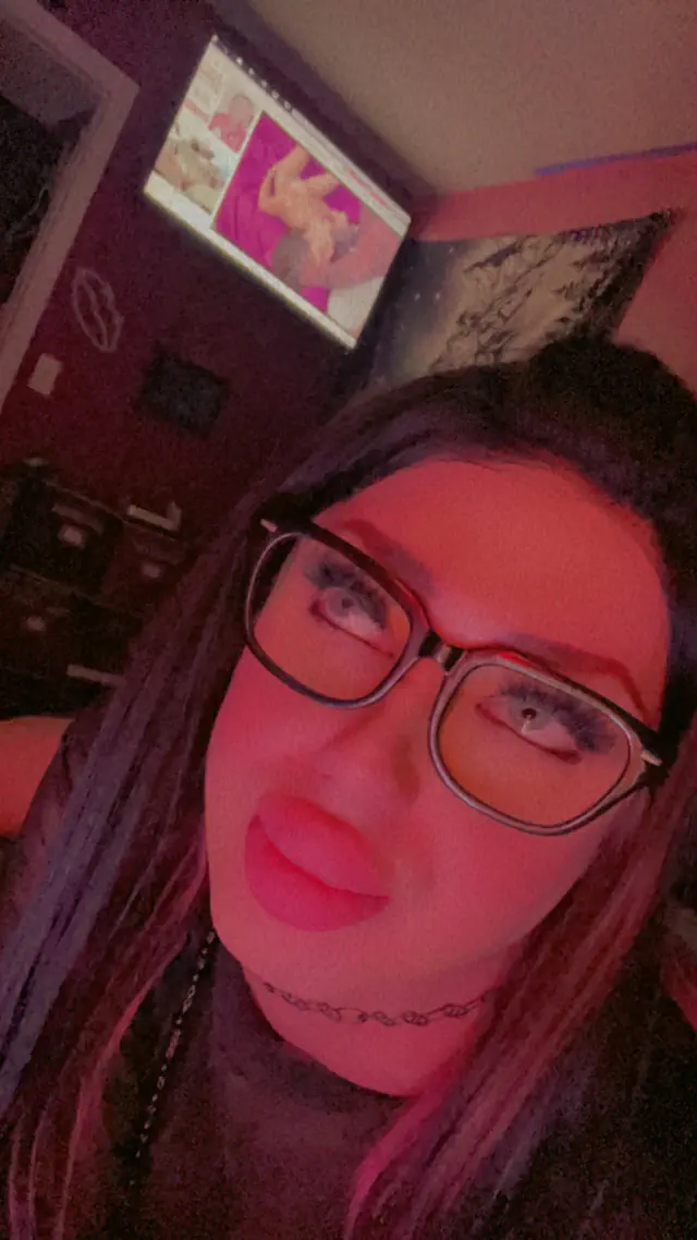 escort-media-a35223d6-8817-4c65-8704-3af25b064c3a