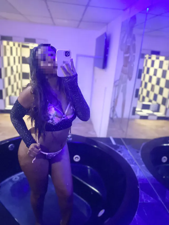 escort-media-a4aca81f-049d-418c-b73e-12dacbb1deb3