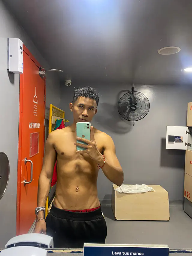 escort-media-a5acb132-ecdc-46b6-9eec-ad6a78b0609a