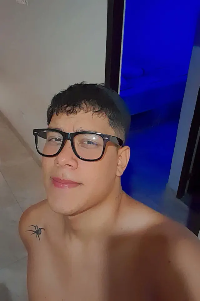 escort-media-a6216d56-5977-40d9-a2dc-8d18030f05e1