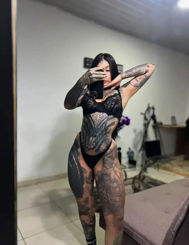 escort-media-a62291d2-adc8-40c9-825c-e7abc0e3d2dd