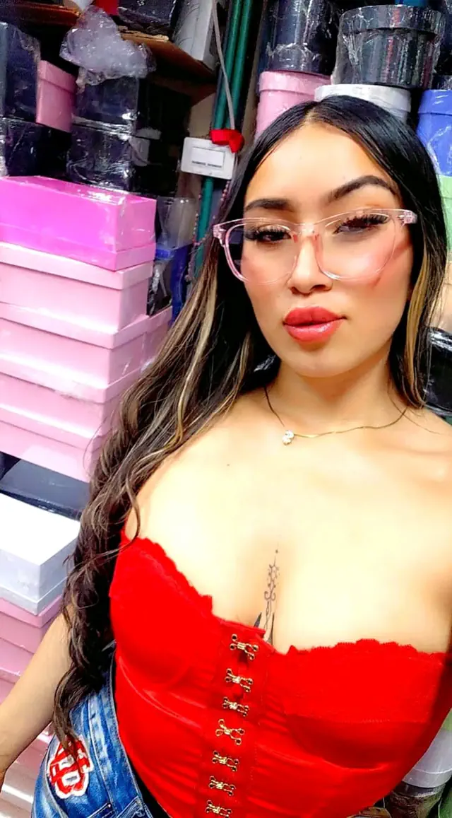 escort-media-a63a0d09-59f4-411a-9c25-54b3d1df5ea2