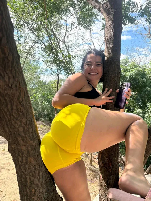 escort-media-a66e5488-b104-45fd-9c7b-a770ada31b4a