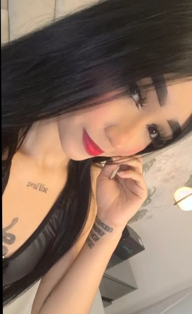 escort-media-a67694d9-7e46-43a9-b8c7-e895aee3f9e4