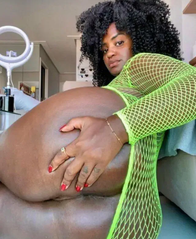 escort-media-a6790f47-f532-4414-a7ef-52f114a273ef