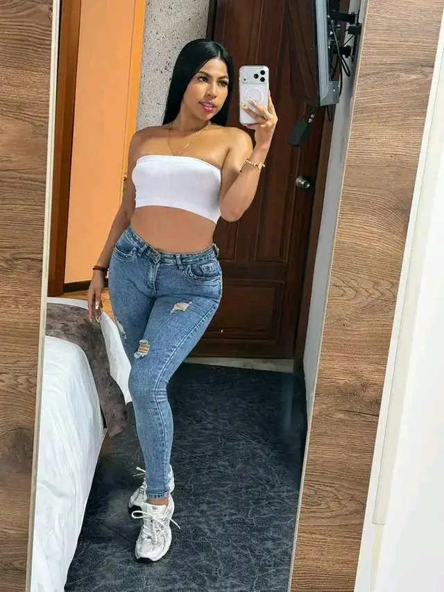 escort-media-a685cece-4911-4eb0-bf20-5462d46af7a0