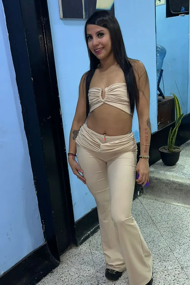 escort-media-a6f8b4f7-3f16-494d-8c1d-d968695b2533