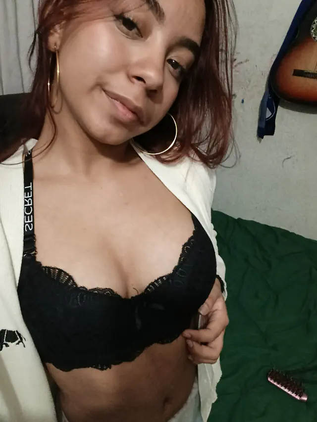 escort-media-a72cff34-49c9-4c9b-a163-4d533302e99d