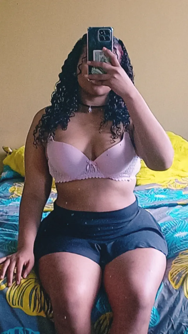 escort-media-a745211d-2478-44c4-98aa-aa571f7b5136