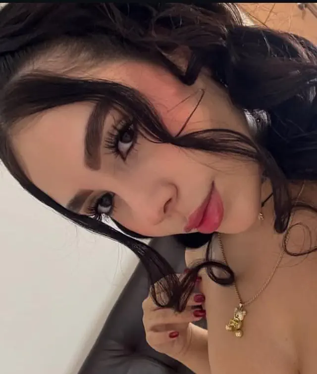 escort-media-a764ec35-2b89-45aa-9cd4-ddd0d96e04a4