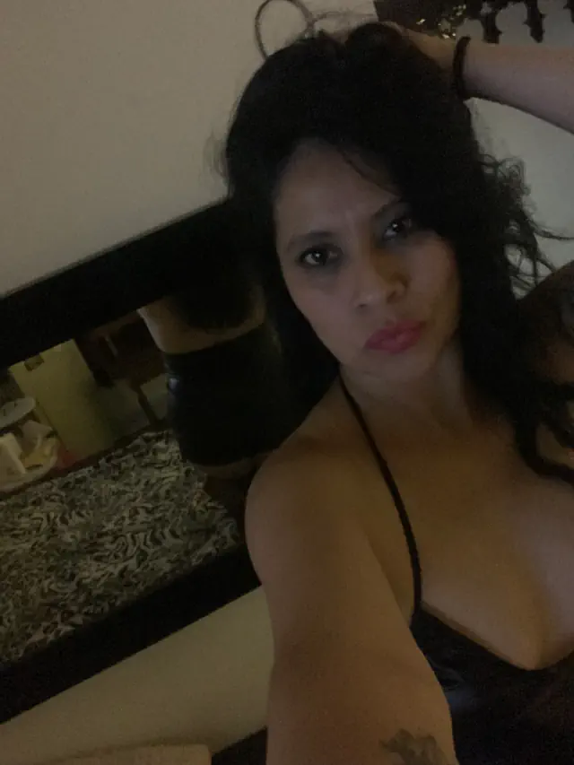 escort-media-a7905743-aab0-4e63-8520-29680ea51222