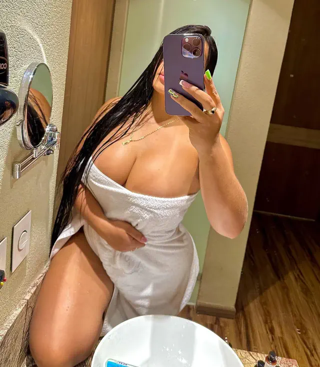 escort-media-a7ee4a1e-9a0f-4217-8dc0-07675609dc6c