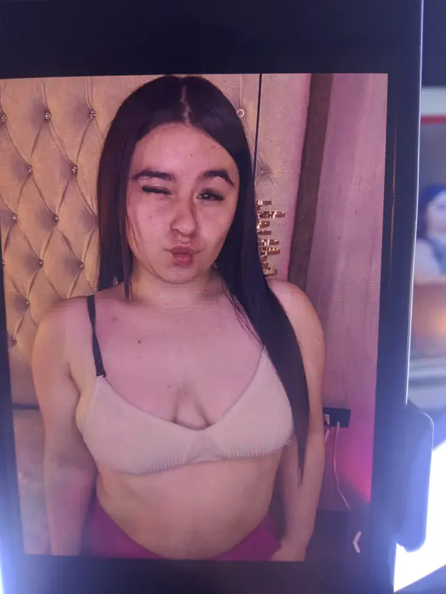 escort-media-a81eb796-547d-4a9a-aae7-8718ed76d402