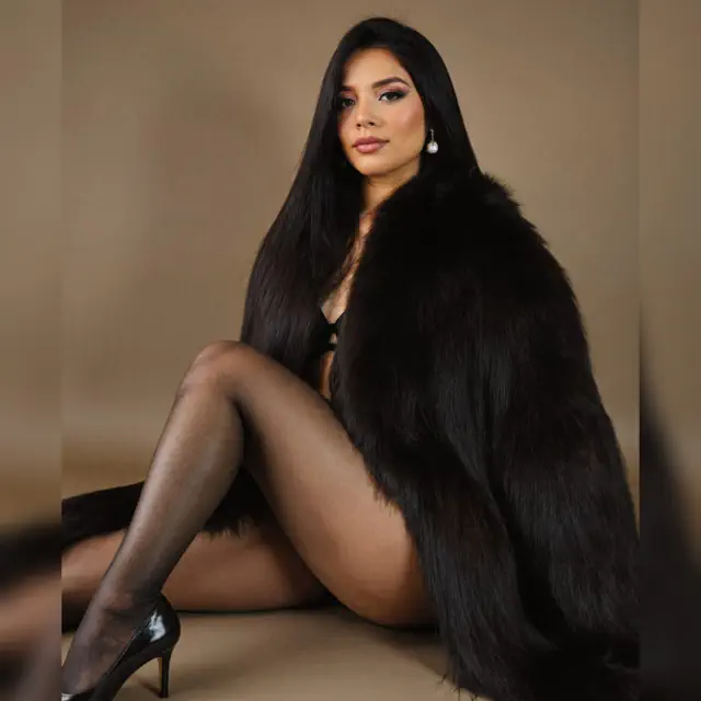 escort-media-a916faf0-1f0a-408d-8122-8b7610b3a8b8