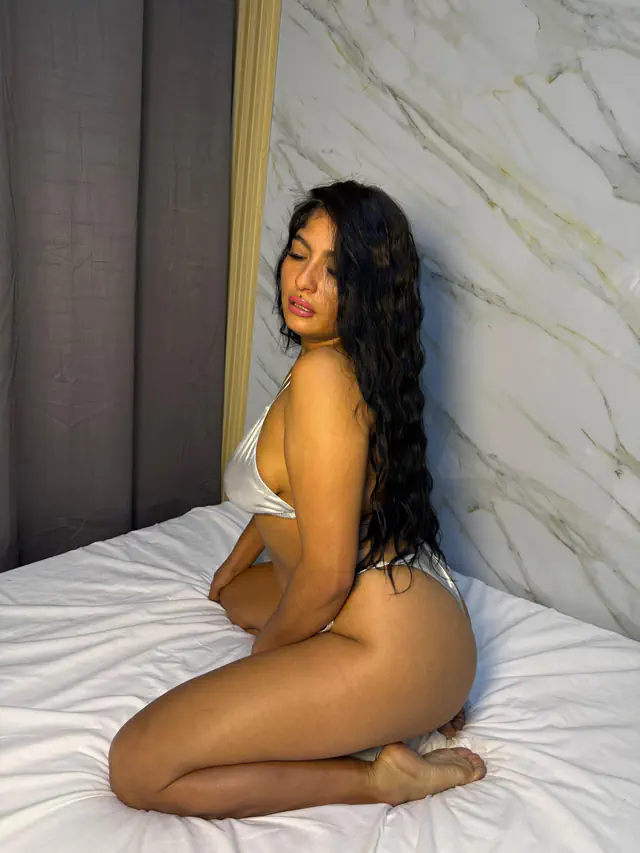escort-media-a93359ac-4dc4-4546-b557-67e95a81a141