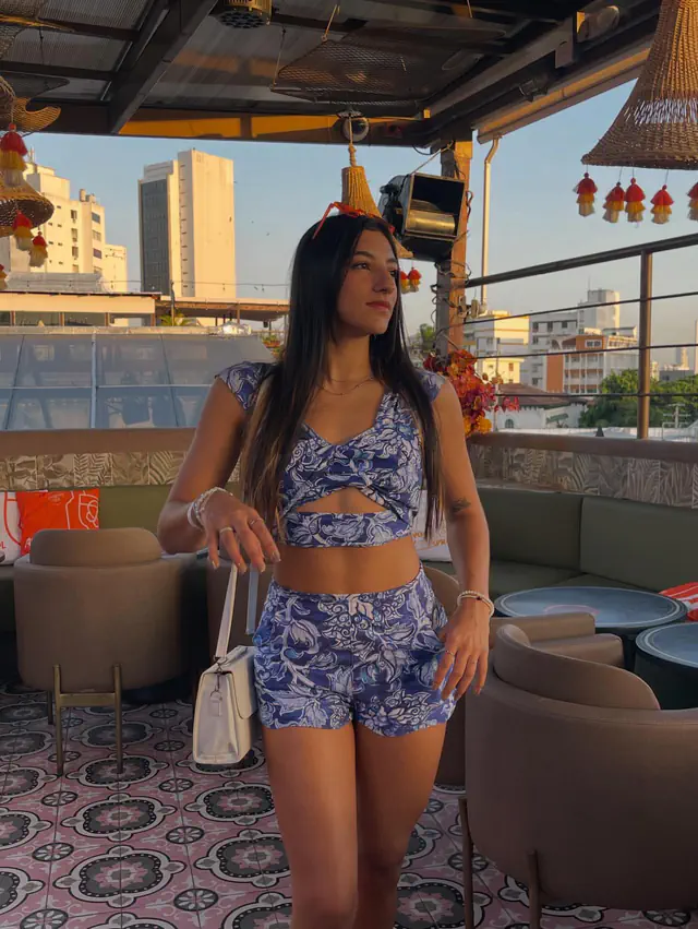 escort-media-a93a6298-eb92-4c57-9ba6-278ae0ee290c