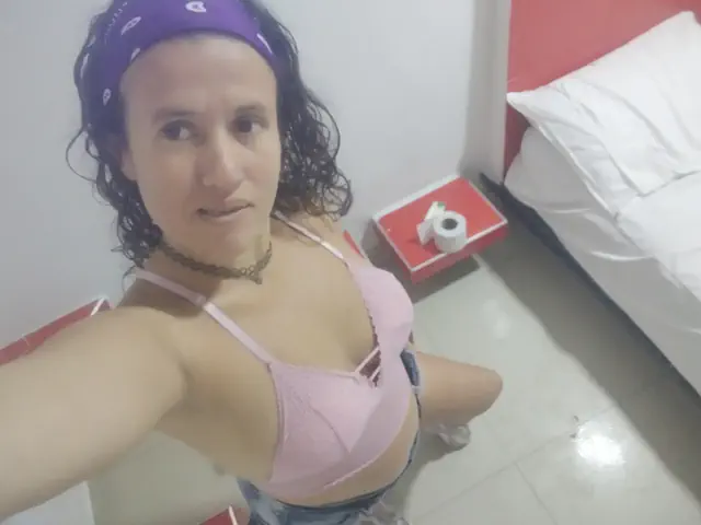 escort-media-a94cc792-32eb-404e-98e2-0a22c126b6fe