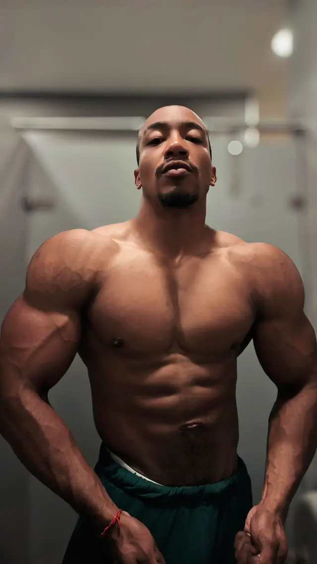 escort-media-a96c5cb7-face-47cc-b434-33de50cdbdc3