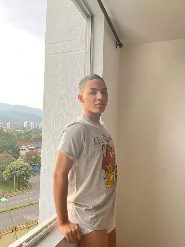 escort-media-a9d2c24f-2097-43fc-9fa8-12552a26bf0d