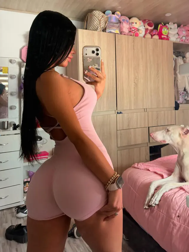 escort-media-aa545c4d-d706-4d49-b01b-d23bf2884661