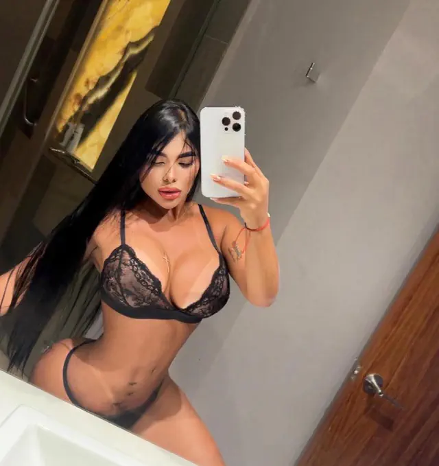 escort-media-aa60e6fa-5712-4c10-be5c-29f9392fe592