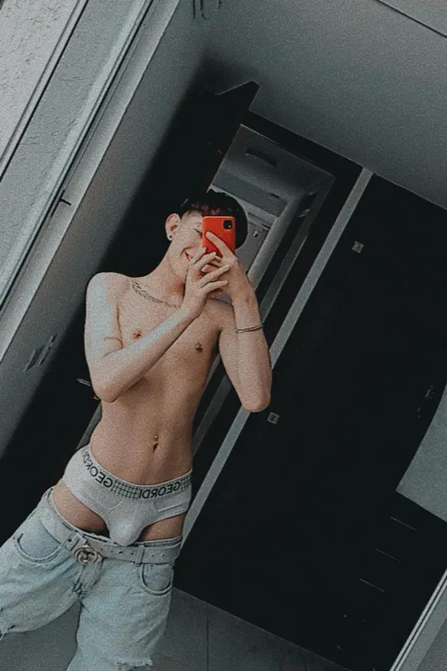 escort-media-aa74ad82-0b6e-4901-86ee-0e76baab55e5