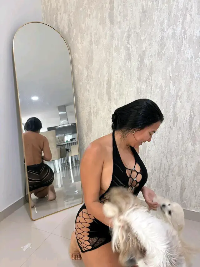 escort-media-aac50bf7-14cc-4fa5-82f2-02fbb14bb44a