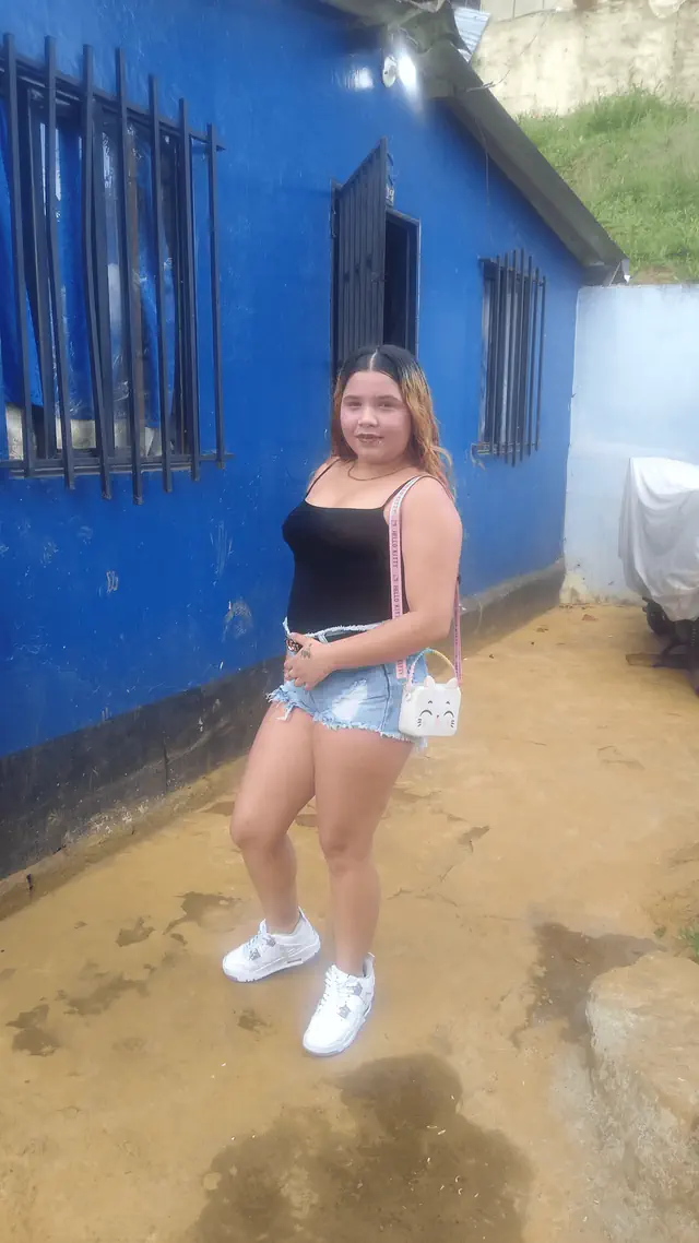 escort-media-aad49332-3f99-4c0e-2c52-d46876612300