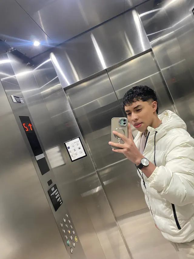 escort-media-ab4a7b3b-0052-4c74-abbc-88d637008209