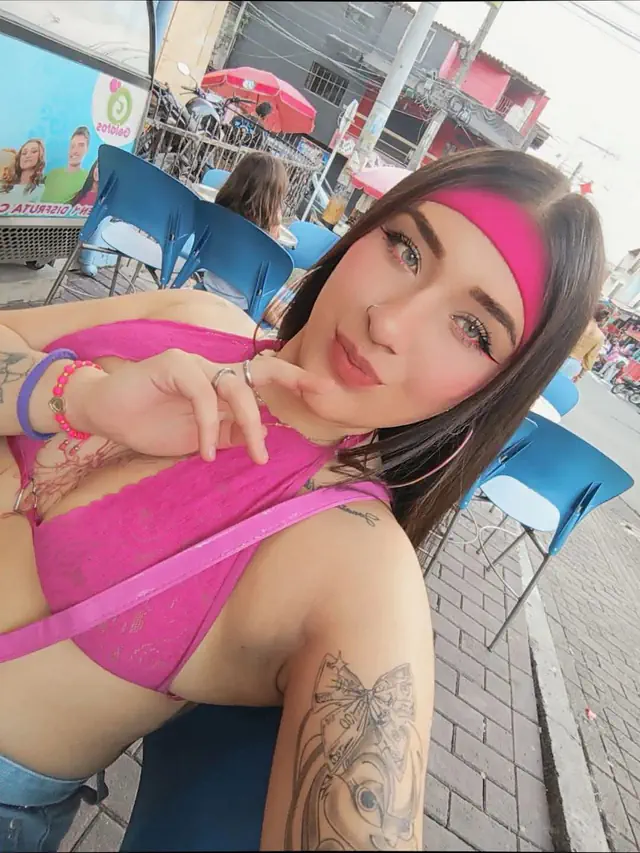 escort-media-ab559029-5b23-482c-b76b-7251bda13c90