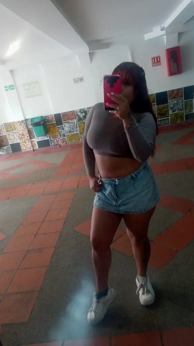 escort-media-abe7a75a-77ca-4129-98c6-83f6a031bee8