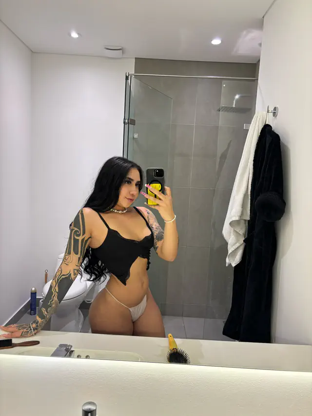 escort-media-acad26f7-551f-43d6-b700-4ea5ef04a84e
