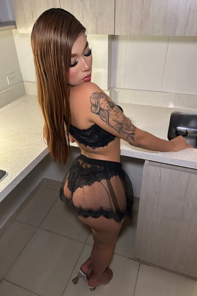 escort-media-acece9ba-f6ab-474d-8922-35fae2beb405