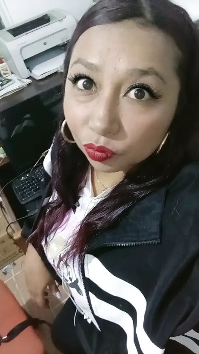 escort-media-adccde8b-5c24-4a6e-952a-e14f825ab3ac