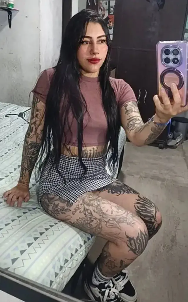 escort-media-ade105f5-edf2-4fe2-bb23-f826c9cd8849
