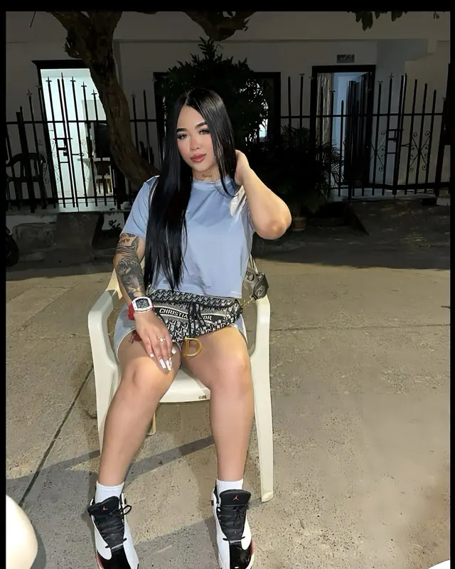 escort-media-ae2e3d4b-b309-479d-807d-78ccfa48c503