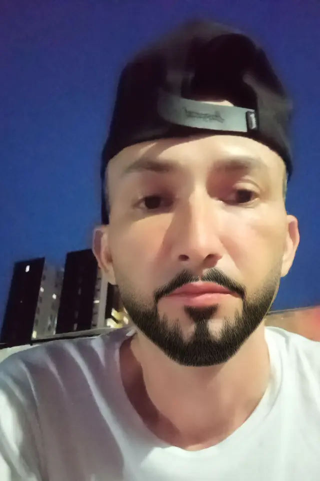 escort-media-ae68fdc7-8be4-469d-8577-f7b7e04d422f