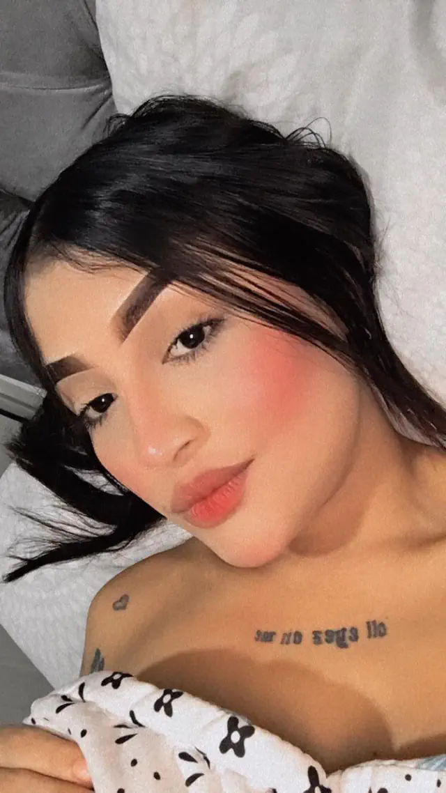 escort-media-ae76f031-1dce-4201-bba8-8303e8a6f555