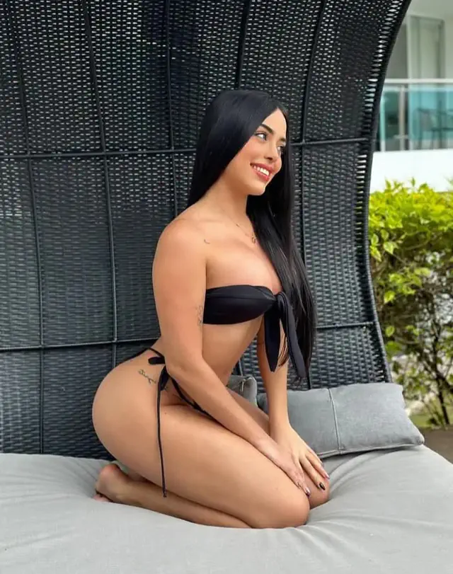 escort-media-ae7964a3-6f07-4f12-9001-18d1bb67180e