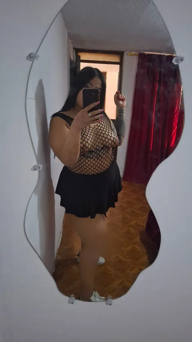 escort-media-aee893b6-000d-4112-b630-4b9c204aecd3