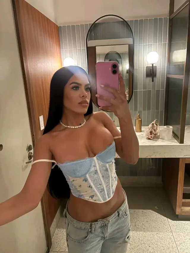 escort-media-af8ad041-2d39-4877-adb8-edaa5f75722b